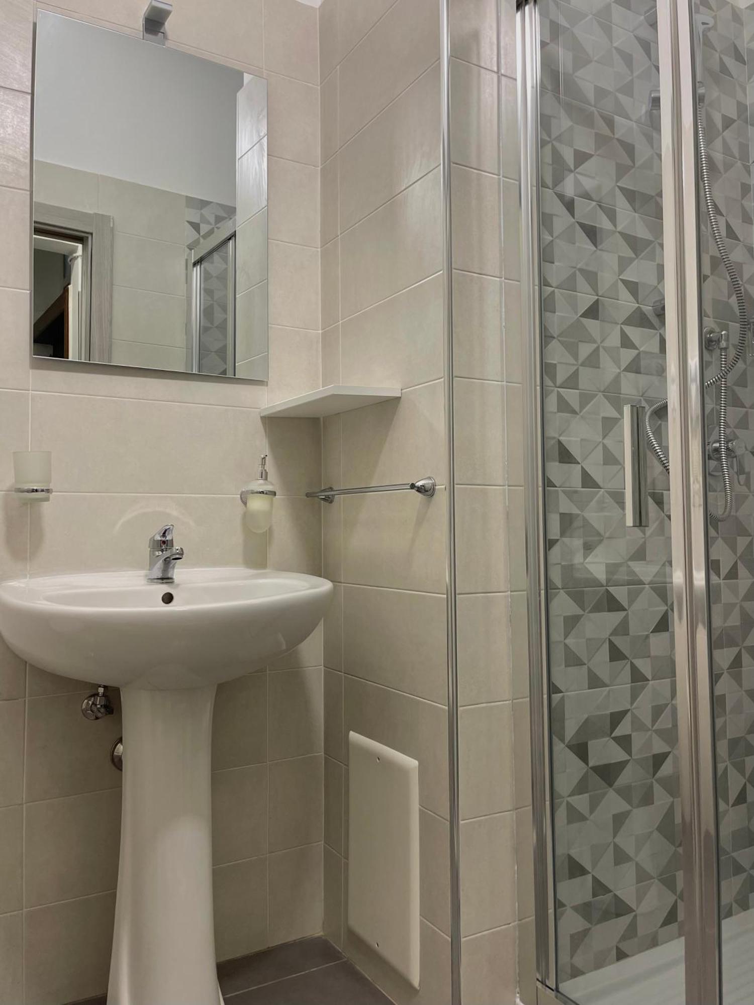 Habitat: Luxury Home Napoli Centro المظهر الخارجي الصورة